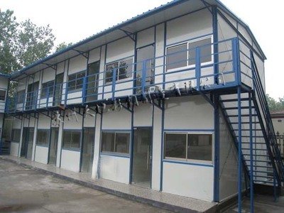 簡(jiǎn)易活動(dòng)房.jpg 簡(jiǎn)易活動(dòng)房.jpg